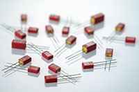 MKS 02 Capacitors with PCM 2.5 mm